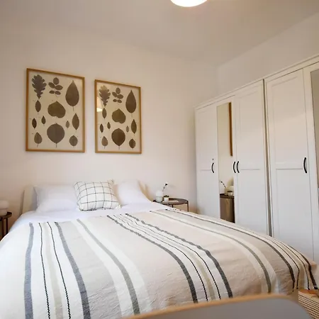 Apartamento Halinów 1